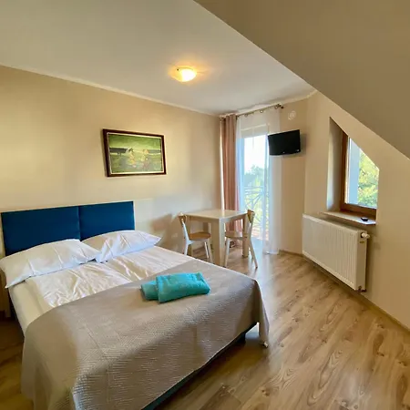 Kwatera prywatna Octavia- Apartamenty, Pokoje, Cisza Spokój, 15min, Balkon, Parking, Wifi, Aneks Kuchenny Jastrzębia Góra